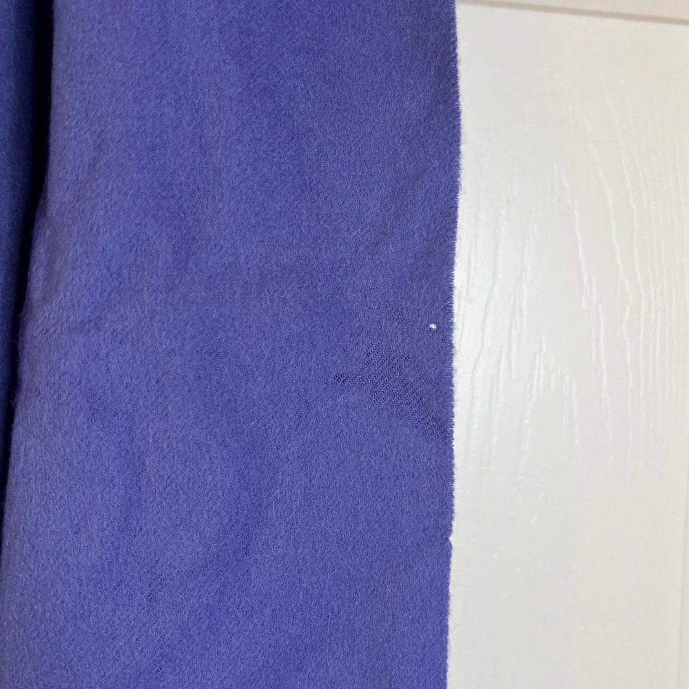 Enzo Mantovani Puprle Solid Purple Wool and Cashmere Tassle‎ Scarf